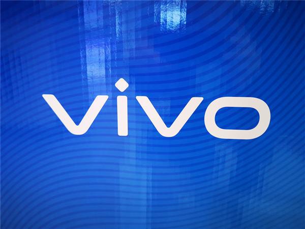 vivo首款等深四曲屏手機！vivo Y300 Pro參數(shù)曝光：配6500mAh巨無霸電池