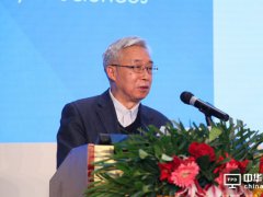LG與三星都爭搶iPhone新面板訂單投資創(chuàng)新高