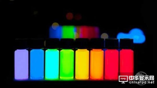 小屏玩夠了OLED，大屏要登峰造極還得看QLED